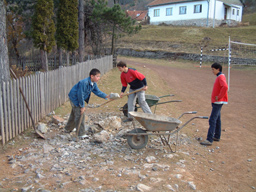 Popravljaju školu